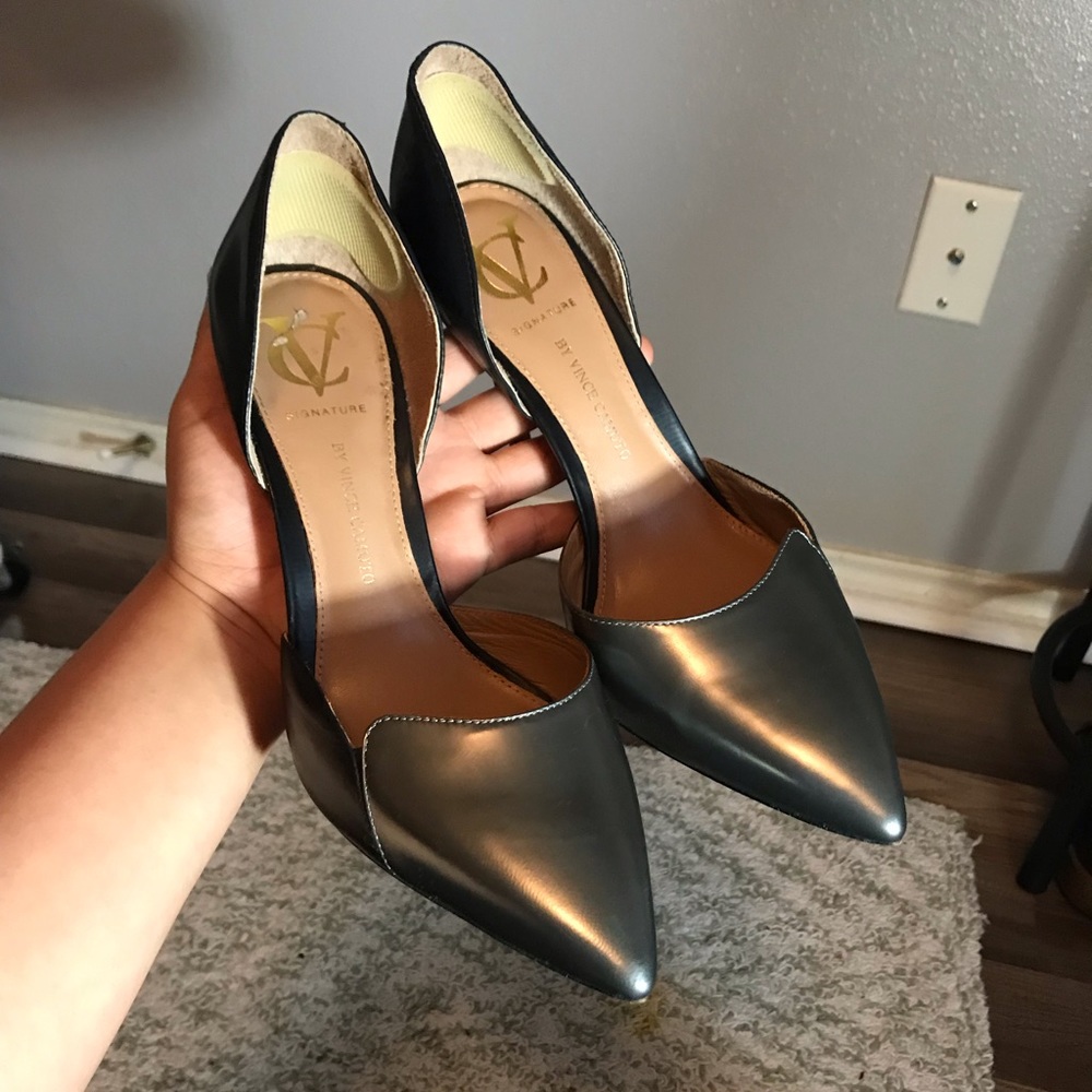Vince Camuto Pointed Toe Pumps ✨